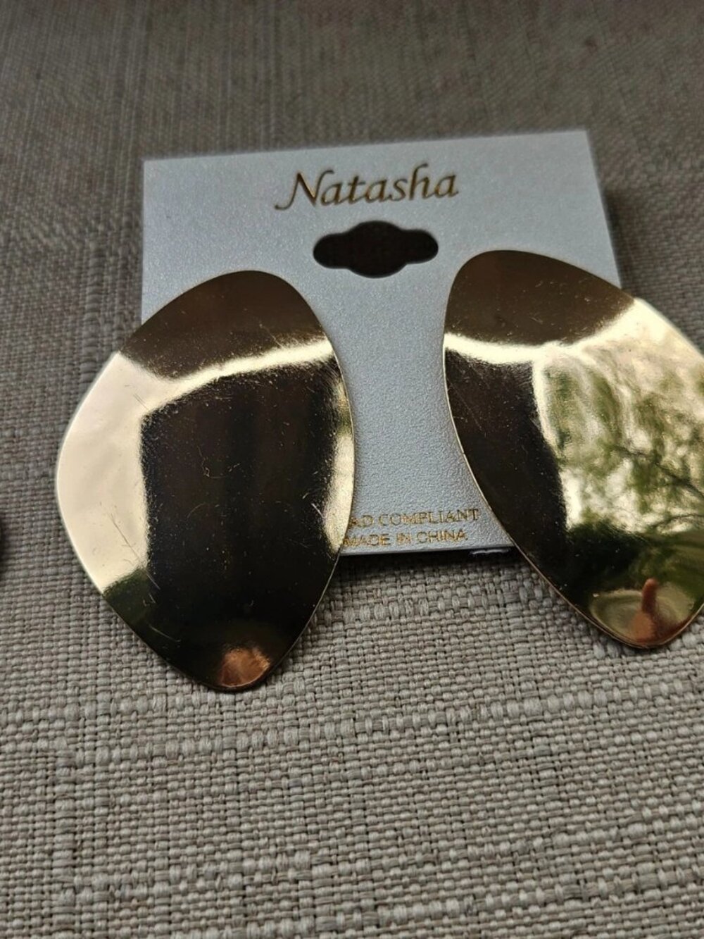 Natasha Women Earrings Gold Tone Fashion Jewelry Clip On Drop Down Earrings NWT - Picture 10 of 14